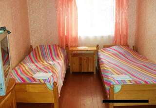 Гостиница Guest House Andreevshchina Волхов Бюджетный двухместный номер с 2 отдельными кроватями-20